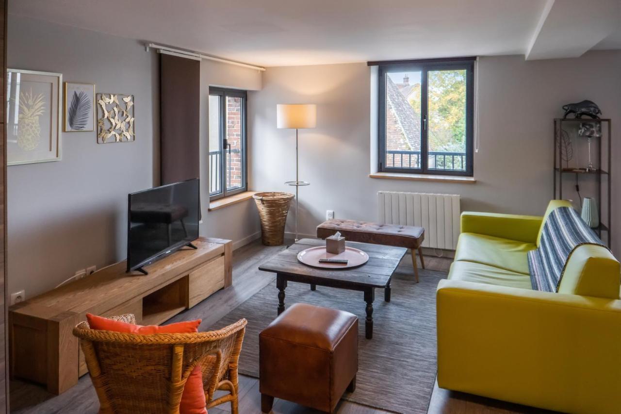 Logis Hotel-Restaurant Le Relais D'Aligre Chateauneuf-en-Thymerais Экстерьер фото